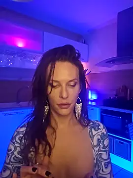 Snapshot of Luna_Kitanna chatting on 12/08/24, 07:11 Luna Kitanna online show from 12/08/24, 07:11