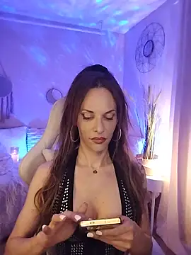 Snapshot of Luna_Kitanna chatting on 06/06/26, 08:24 Luna Kitanna online show from 06/06/26, 08:24