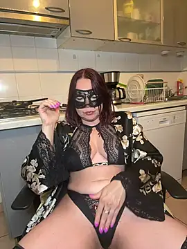 la petite prunette69 online show from 04/24/26, 04:26