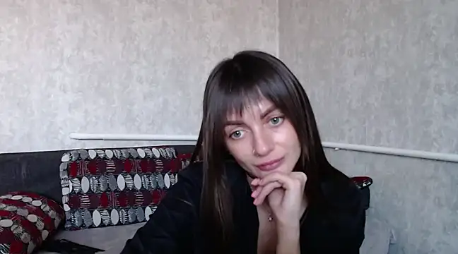 LikaLuis online show from 02/10/25, 01:44