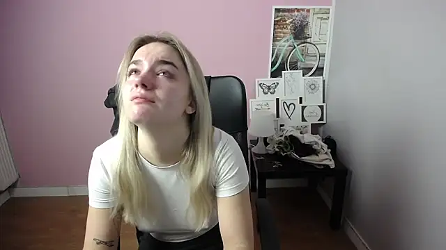 viktoria lovely online show from 12/03/24, 07:10