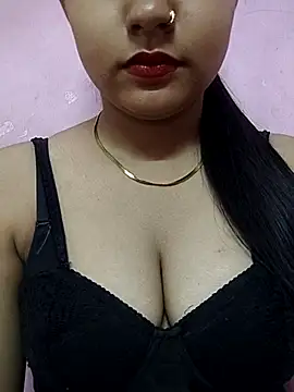 Snapshot of samaya-21 chatting on 07/28/26, 10:54 samaya-21 online show from 07/28/26, 10:54