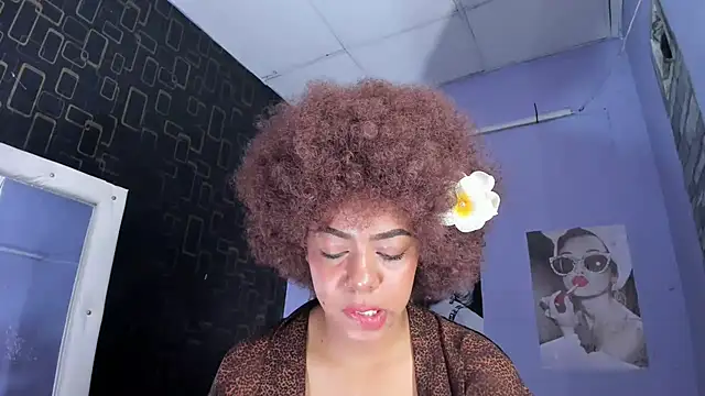 Snapshot of Alika01 chatting on 02/06/25, 04:36 Alika01 online show from 02/06/25, 04:36
