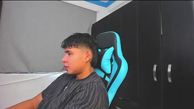 Bray Kevin online show from 10/30/25, 06:08