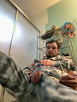 Snapshot of MrDickUdown24_7 chatting on 03/13/25, 12:37 MrDickUdown24 7 online show from 03/13/25, 12:37