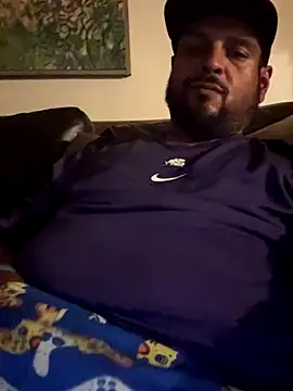 Snapshot of MrDickUdown24_7 chatting on 10/06/25, 11:40 MrDickUdown24 7 online show from 10/06/25, 11:40