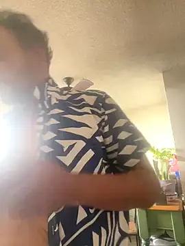 Snapshot of MrDickUdown24_7 chatting on 10/18/25, 06:19 MrDickUdown24 7 online show from 10/18/25, 06:19