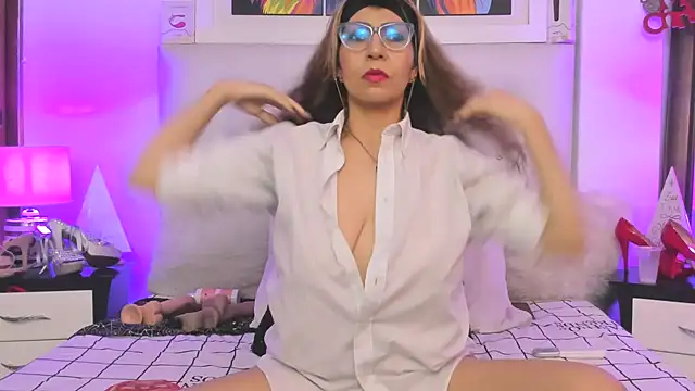 Snapshot of BellaaStarlix chatting on 12/03/24, 02:03 BellaaStarlix online show from 12/03/24, 02:03