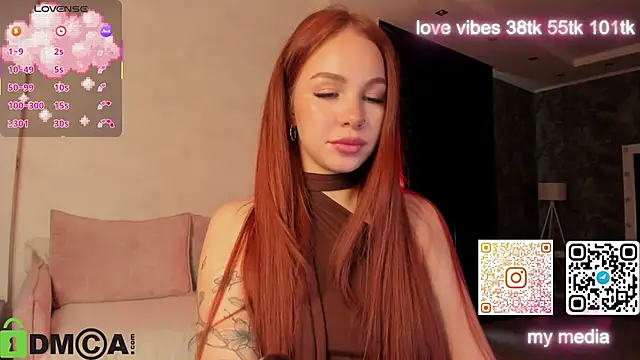 Snapshot of Tracy-Taylor chatting on 09/14/25, 08:13 Tracy-Taylor online show from 09/14/25, 08:13