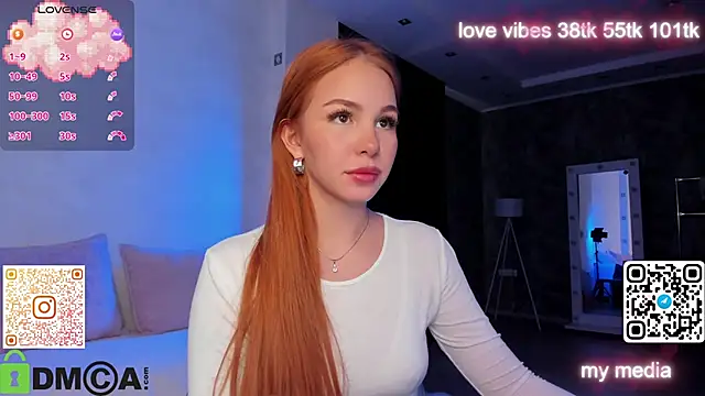 Snapshot of Tracy-Taylor chatting on 10/11/25, 09:08 Tracy-Taylor online show from 10/11/25, 09:08