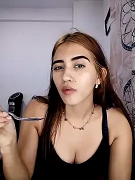 karol cortes 18 online show from 12/05/24, 11:40