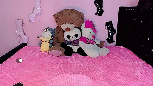 Snapshot of Ciinamonloren chatting on 03/21/25, 09:23 Ciinamonloren online show from 03/21/25, 09:23