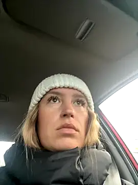 StasyWood online show from 10/26/25, 01:44