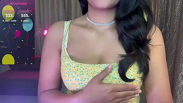 Snapshot of Magical_fairyy chatting on 01/17/25, 07:49 Magical fairyy online show from 01/17/25, 07:49