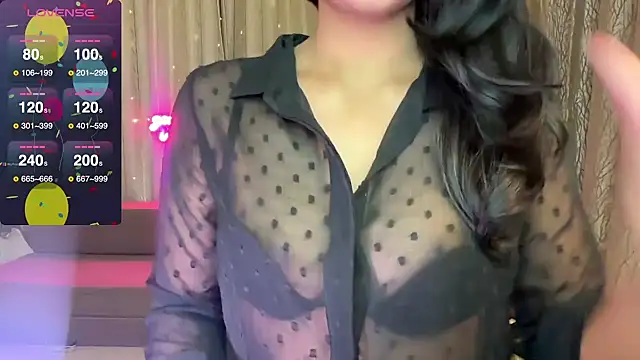 Snapshot of Magical_fairyy chatting on 01/19/25, 08:41 Magical fairyy online show from 01/19/25, 08:41