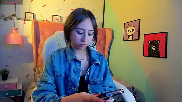  cloe martinez online show from 12/14/24, 01:28