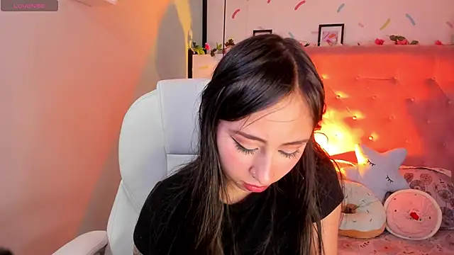  cloe martinez online show from 02/01/25, 02:16