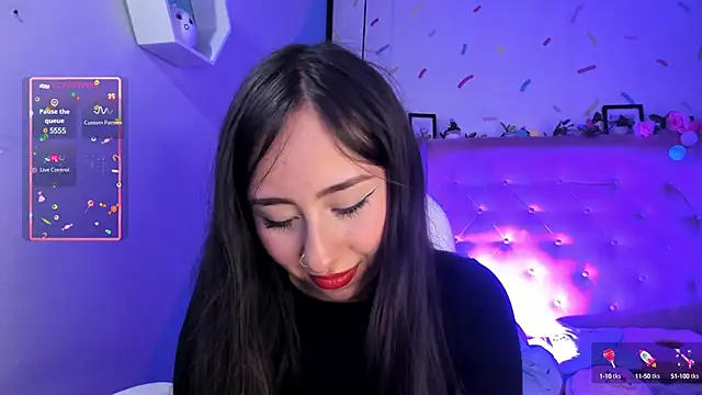  cloe martinez online show from 02/17/25, 09:30