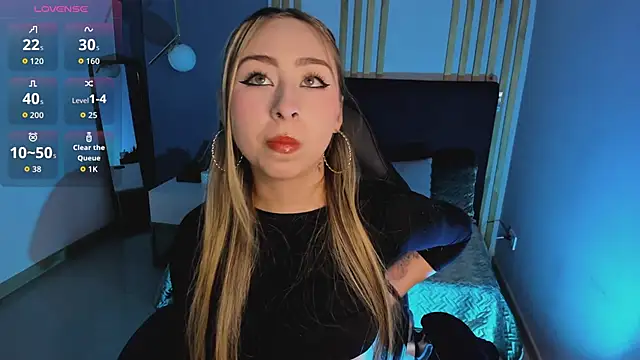  cloe martinez online show from 03/03/26, 09:15