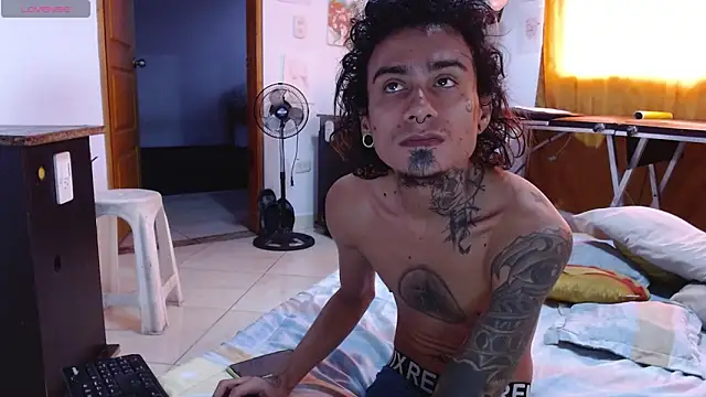 Tiffany prettygirl online show from 02/13/25, 03:24