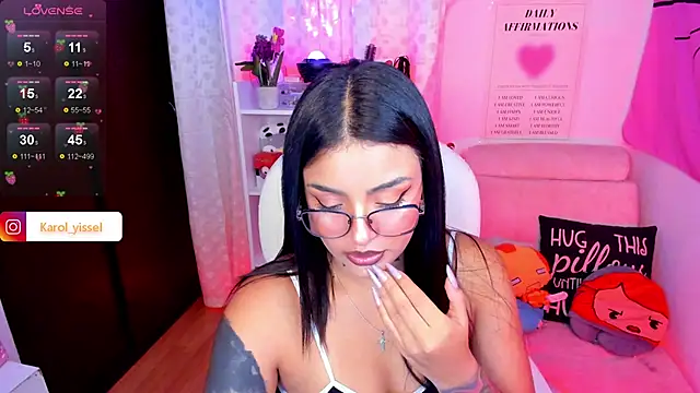 Hinataw33d01 online show from 01/15/25, 04:15