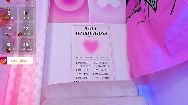 Hinataw33d01 online show from 03/13/25, 06:58