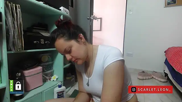 Scarletleon77 online show from 11/29/25, 02:53