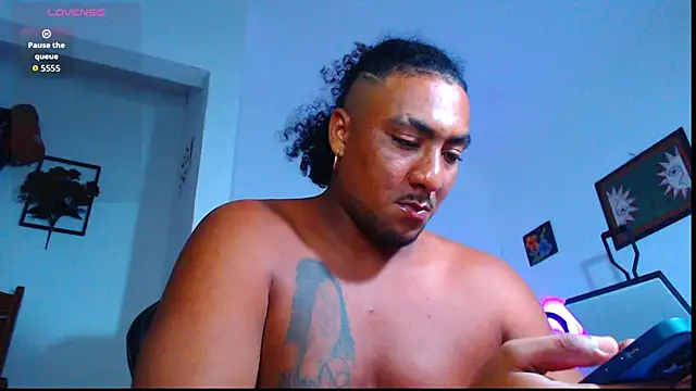 yosoy enzo2020 online show from 04/15/26, 03:46