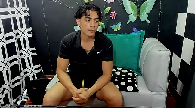 Brunocuttie94 online show from 01/29/25, 06:28