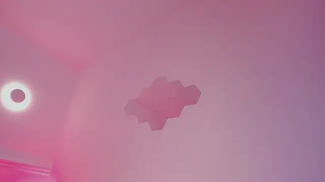 sarah-bonneth online show from 04/23/26, 11:42