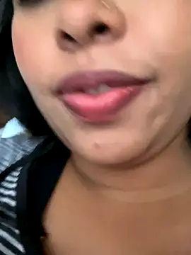 Snapshot of PUSHYLATE chatting on 11/14/25, 09:24 PUSHYLATE online show from 11/14/25, 09:24