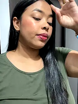 Snapshot of PUSHYLATE chatting on 11/18/25, 02:28 PUSHYLATE online show from 11/18/25, 02:28