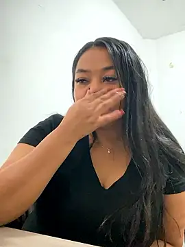 Snapshot of PUSHYLATE chatting on 01/09/26, 02:20 PUSHYLATE online show from 01/09/26, 02:20