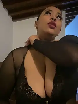 Snapshot of PUSHYLATE chatting on 03/06/26, 02:08 PUSHYLATE online show from 03/06/26, 02:08