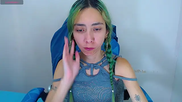 Erika Stevens online show from 10/12/25, 03:55