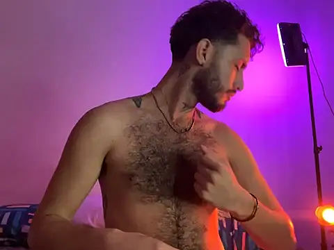 axel giracr online show from 01/04/25, 11:38