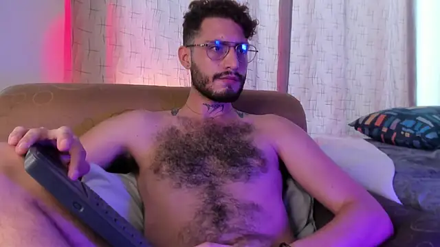 axel giracr online show from 01/27/25, 03:39