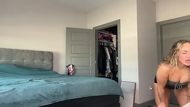 ElenaErickson online show from 01/29/25, 08:35