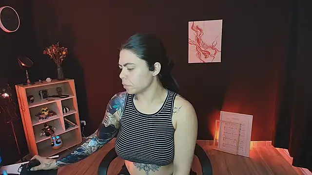 Snapshot of _WednesdayFriday_ chatting on 09/20/25, 11:39 WednesdayFriday online show from 09/20/25, 11:39