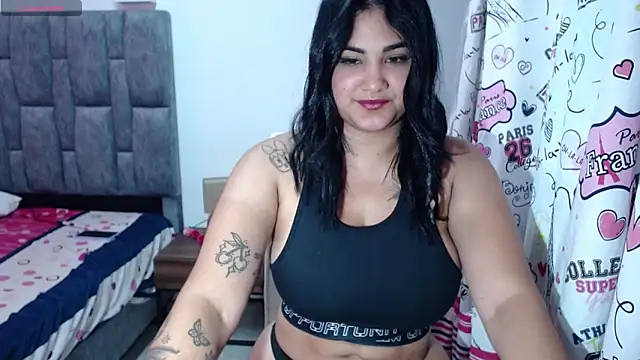 Snapshot of Alicelunaa chatting on 02/17/25, 05:43 Alicelunaa online show from 02/17/25, 05:43
