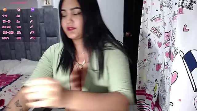 Snapshot of Alicelunaa chatting on 03/21/25, 10:39 Alicelunaa online show from 03/21/25, 10:39