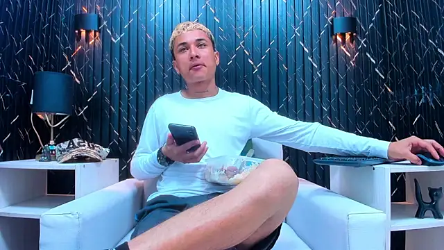 jeic 18 online show from 11/04/25, 07:13