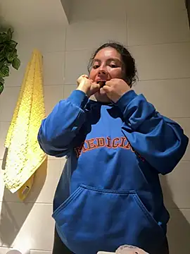 Nathcurly  online show from 04/23/26, 02:57