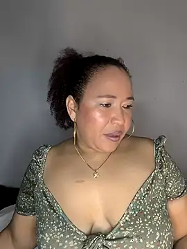 debboraWagner online show from 04/22/26, 01:12