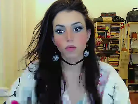 Sophie Fantasys online show from 11/23/25, 05:46