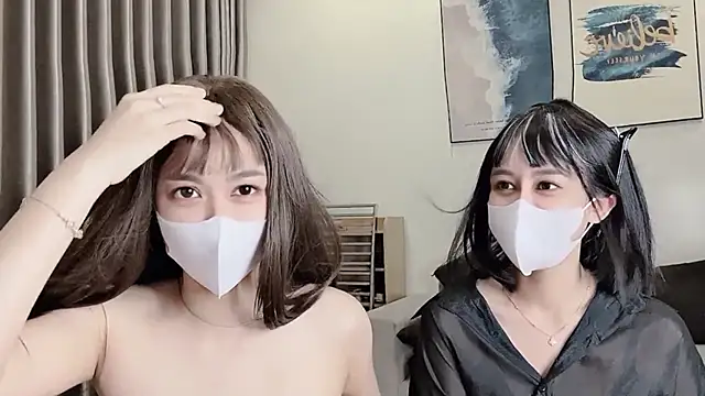 Snapshot of Mono-Stewardesss chatting on 10/11/25, 07:40 Mono-Stewardesss online show from 10/11/25, 07:40