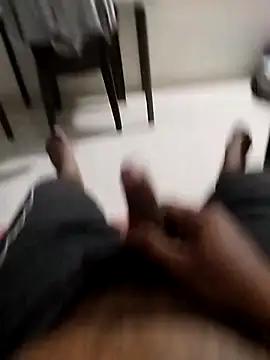 findmemylove online show from 10/16/25, 06:53