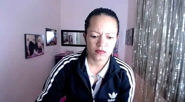 Cristal w online show from 03/06/25, 06:37