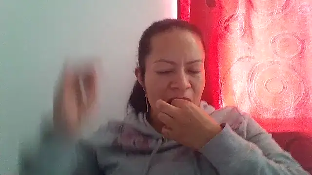 Cristal w online show from 03/11/25, 06:30