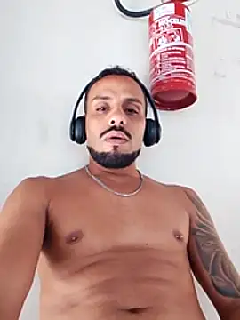 CasadoFavella online show from 04/25/26, 03:09